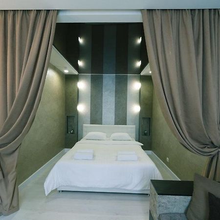 Апартаменты Гмыри 12б Киев Экстерьер фото
